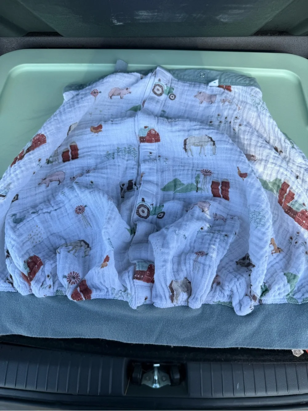 Little Unicorn Cotton Muslin Seat Canopy Farmyard print